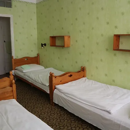 Fonix Hostel *